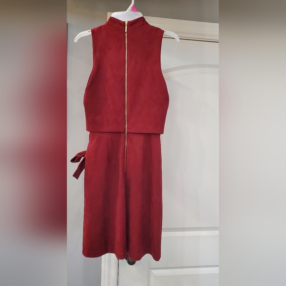 Antonio Melani burgundy faux suede size zero bow mock neck - Picture 6 of 7